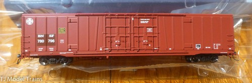 Coche de cerveza BLMA Models HO #53049 (Rd #780796) BNSF (atsf Repatch con cruz) BX-166 60' | Zustand: New