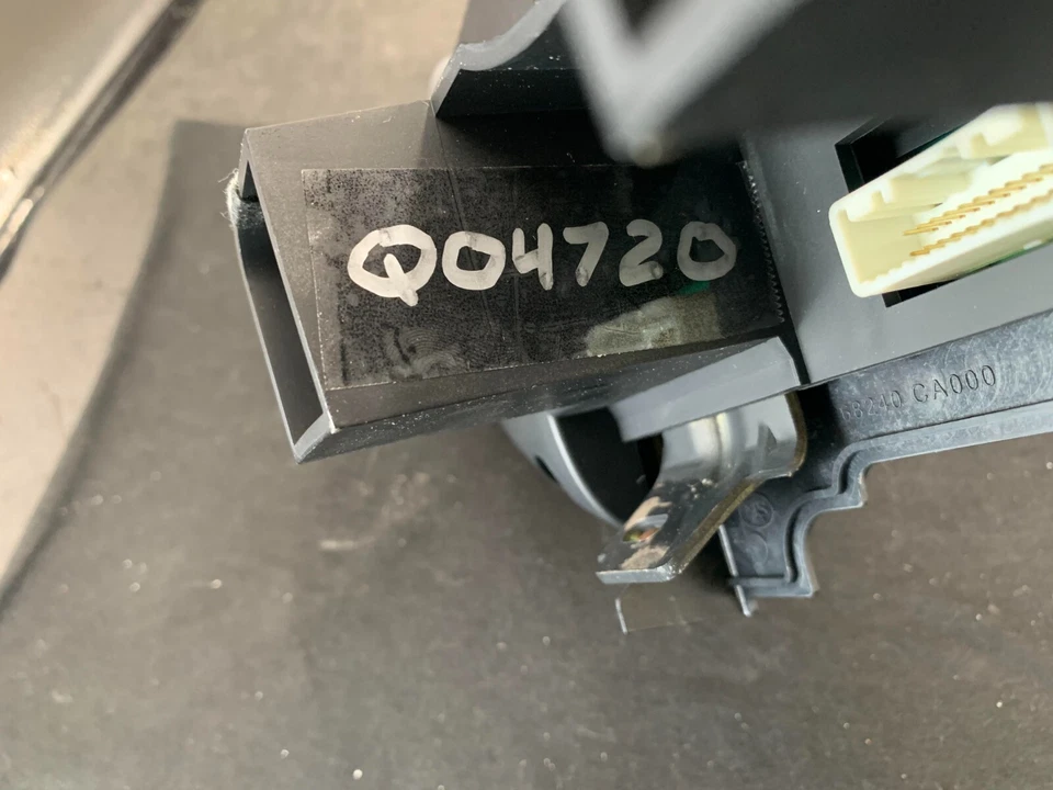 * Cuadro de instrumentos velocímetro Nissan Murano 2005 3,5 L 6 cilindros 158.032 millas Foto 4 de 4