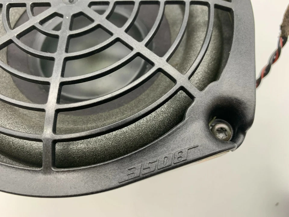 Altavoz de sonido de estante subwoofer cubierta trasera OEM 01-05 Mercedes-Benz C320 Wagon Foto 2 de 4