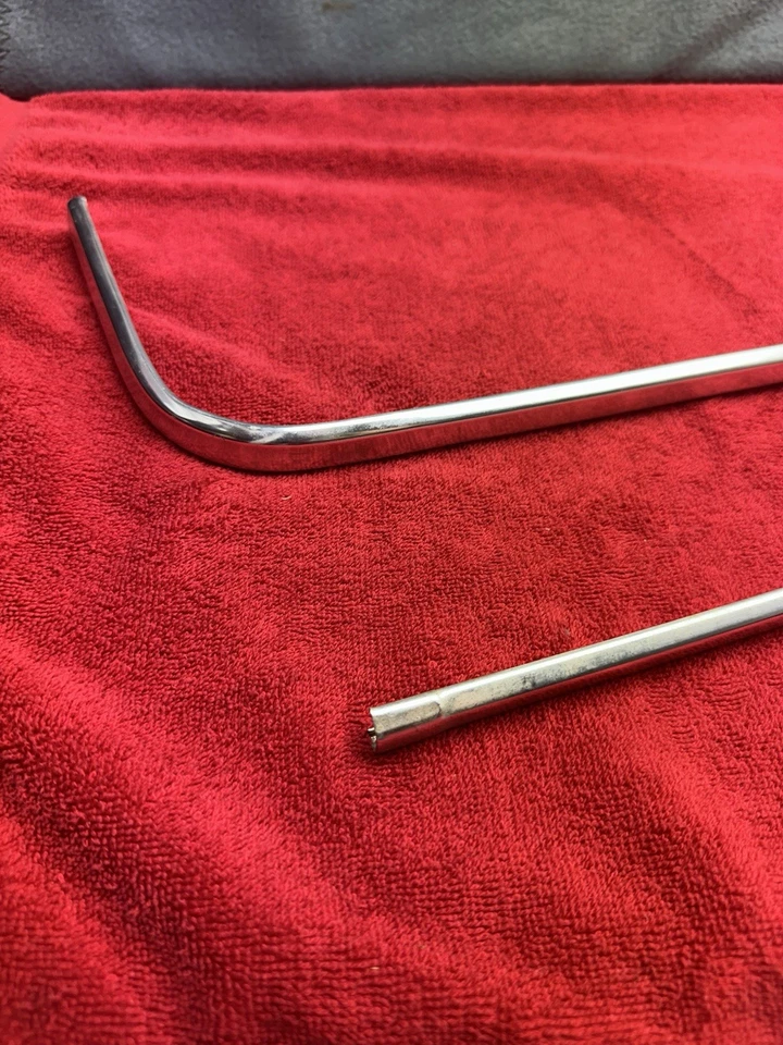 Camión Ford F150 F100 XLT 73-79 moldura en J cabina trasera debajo de la ventana OEM VER DESC Foto 2 de 4