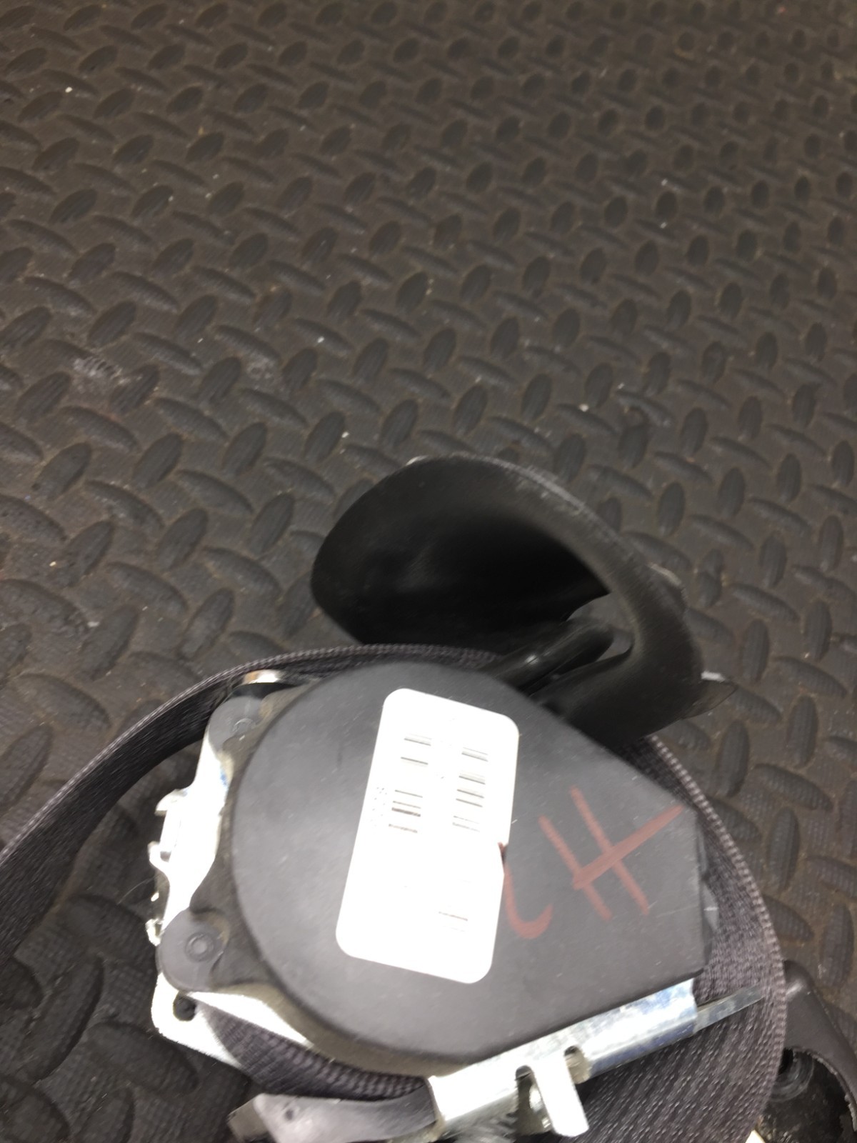 Chevrolet Corvette 2005-2013 Front Left Seat belt retractor