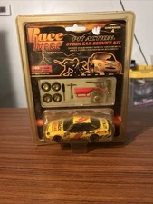 RACE IMAGE 1:43 PIT ACTION STOCK CAR SERVICE KIT #9