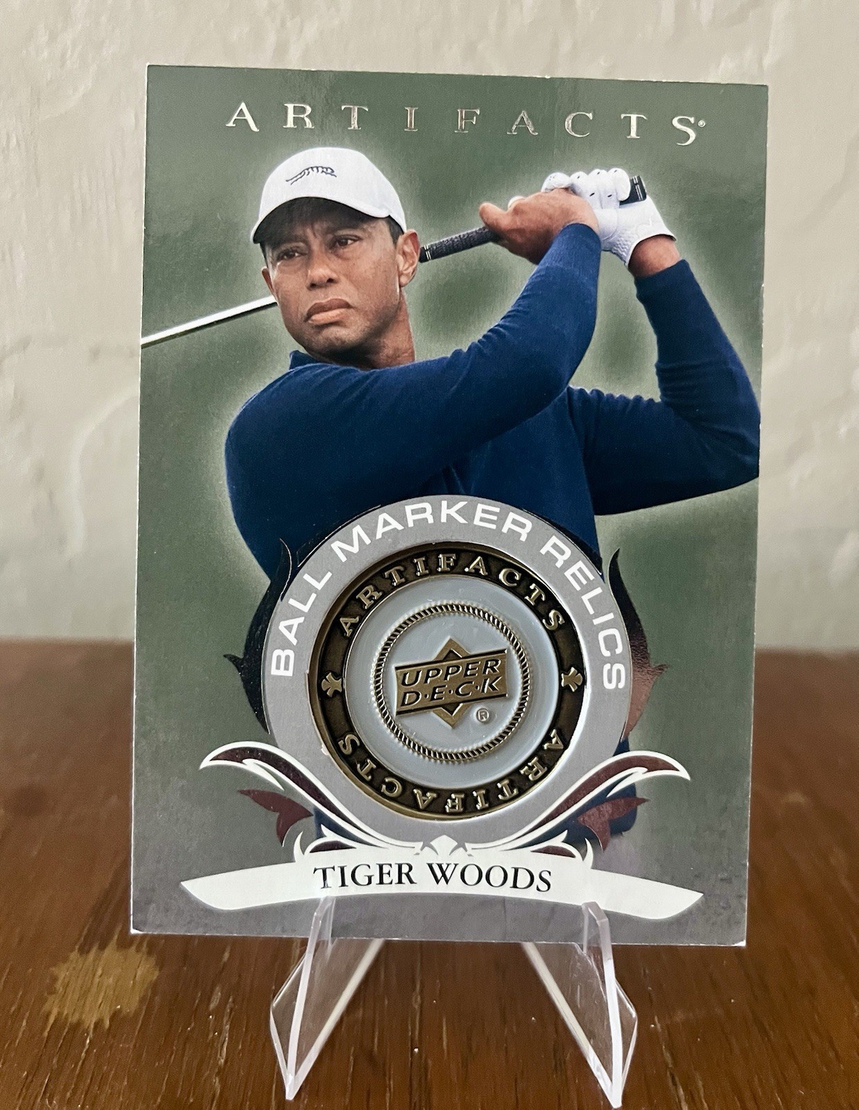 Upper Deck Artifacts 2026 Tiger Woods Ball Marker Relics Memorabilia #BM-TW