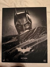 Hot Toys The Dark Knight Rises 1 6 Batman Collectible Figure DX19