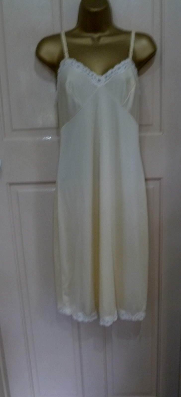 Picture 1 of 8