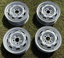 VW Golf Mk1 GTI swallowtail Genuine Steel Wheels 5j R13 ET45 Caps 321601025