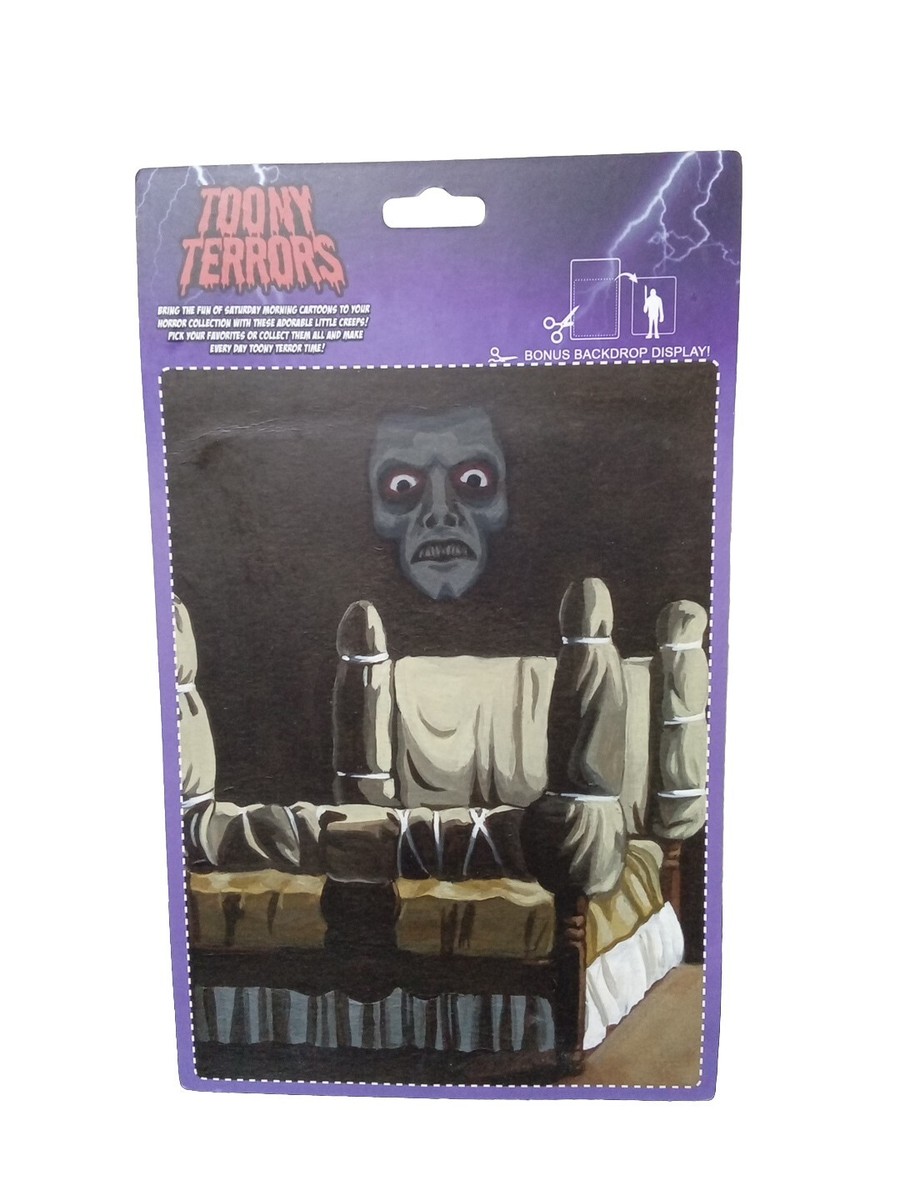NECA Toony Terrors The Exorcist Regan Pazuzu Possession 6