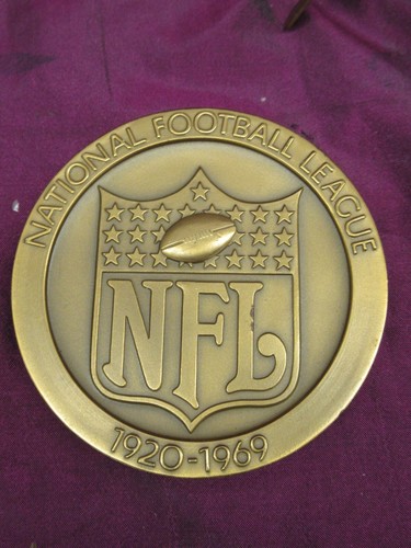 NFL National Football League BRONZE Medal Golden anniversary 1920 -1969 - Bild 6 von 8