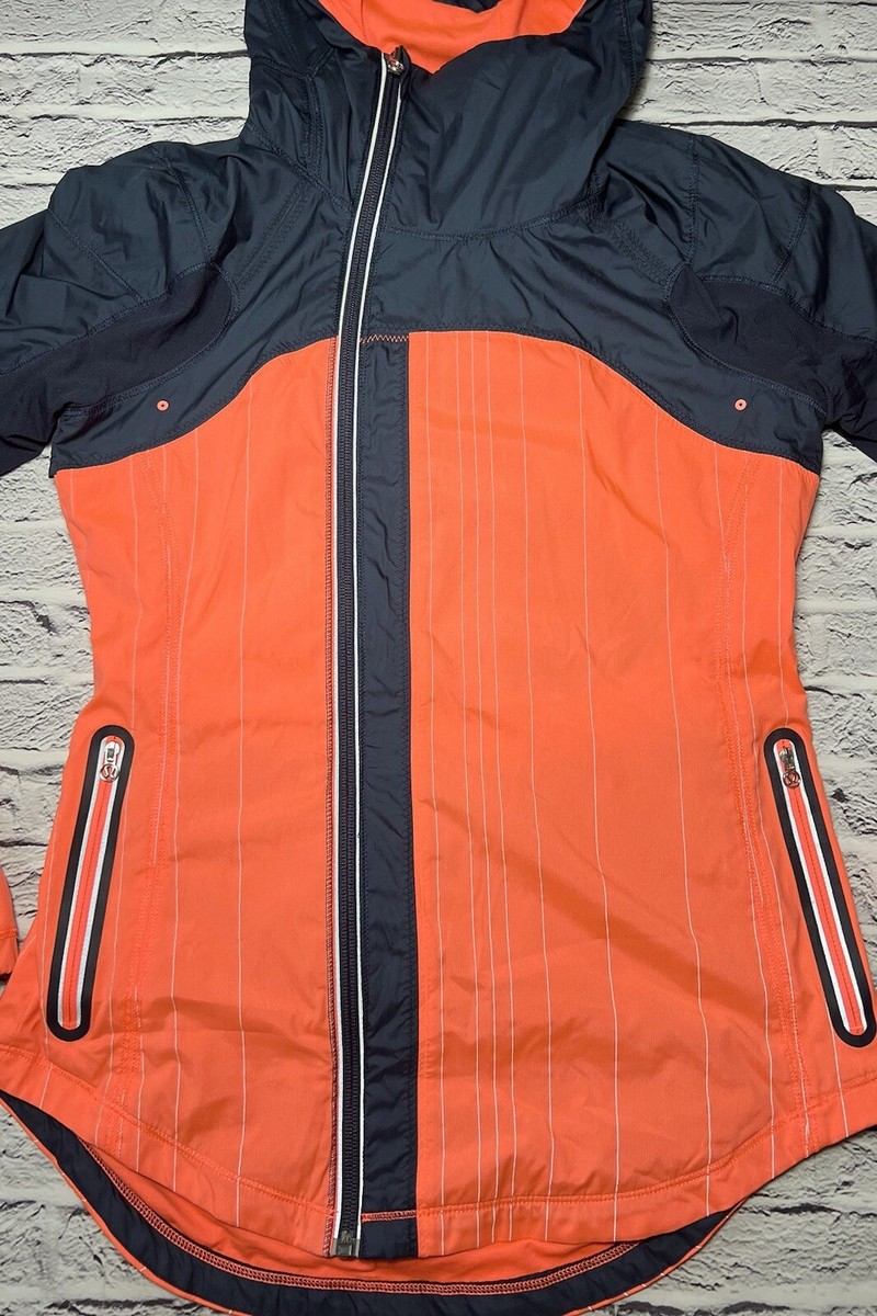 LULULEMON Jacket Run Get Up And Glow Reflective 360 Hooded
