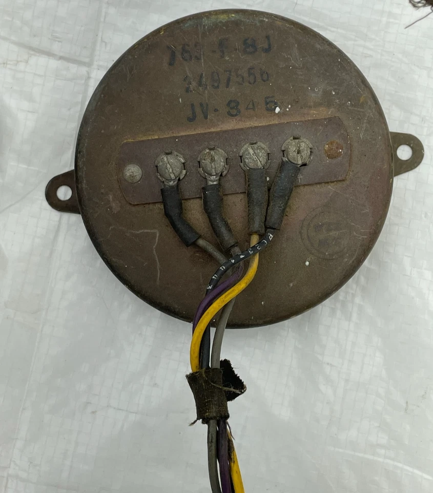 Tacómetro Plymouth Barracuda 1965 Mopar Formula 'S', unidad de envío y cableado Foto 3 de 4