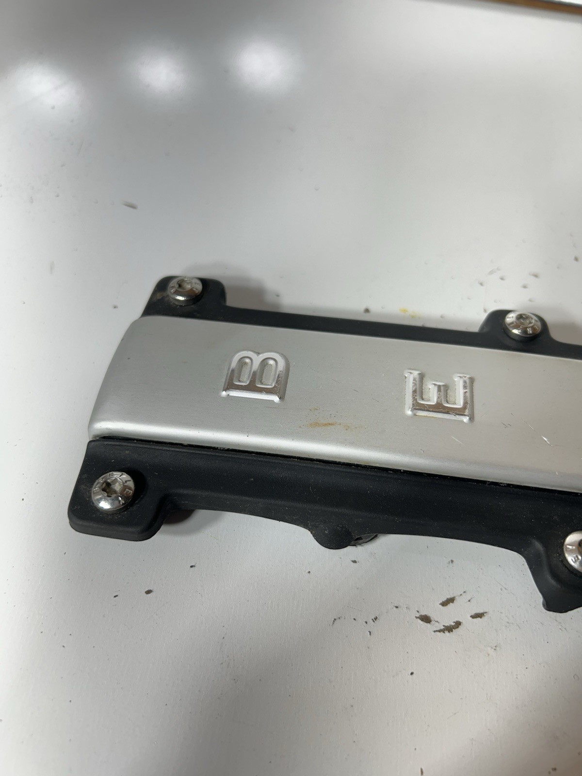 2003-2012 Bentley Continental GTC Flying Spur Engine Cover Plate 07C103925AJ OEM