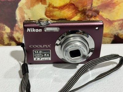 Nikon COOLPIX  S3000 12.0MP Digital Camera For Parts Or Repair