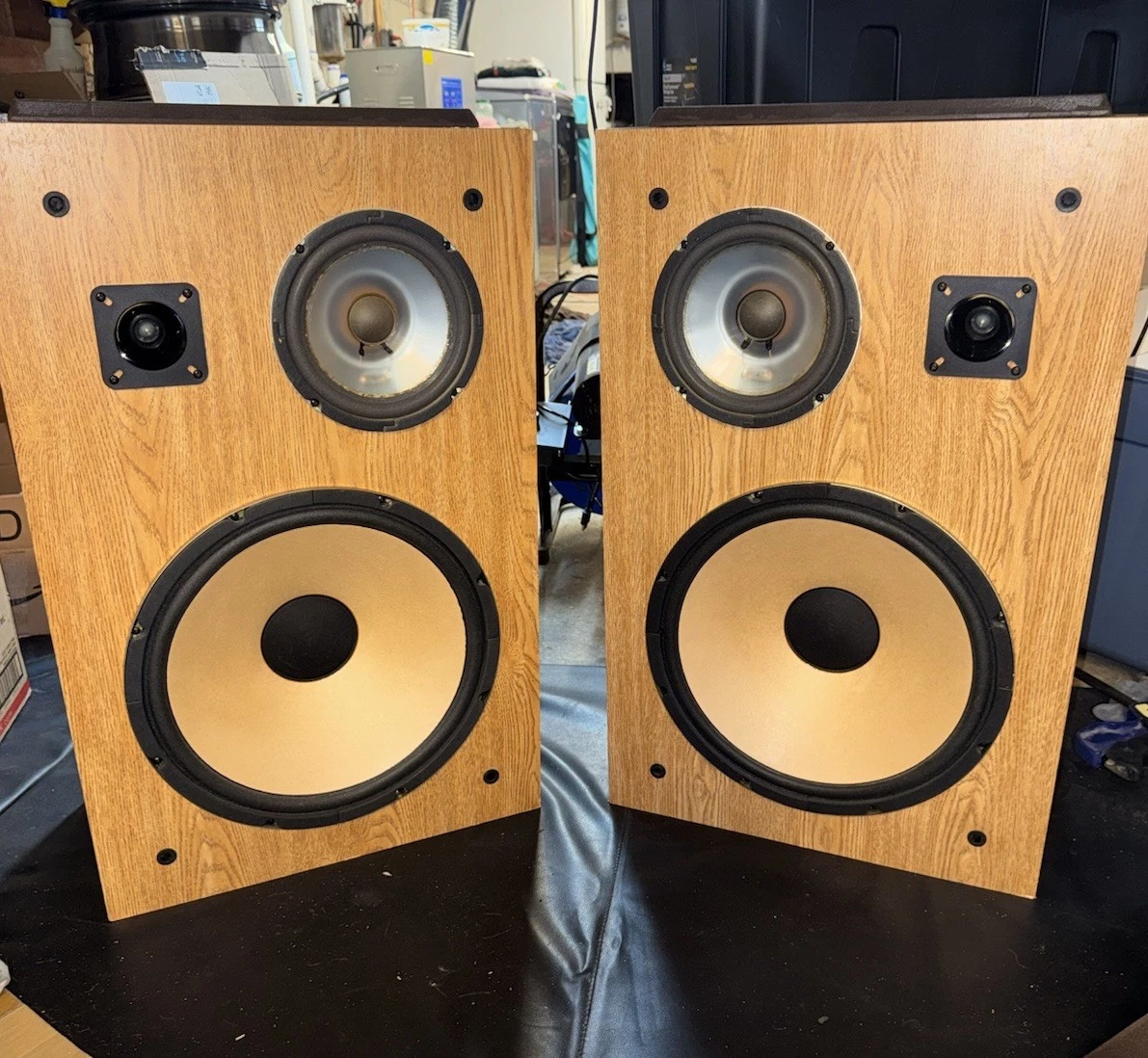 Vintage 1980s BSR Model DR-1550L Five-Way Acoustic Suspension Loudspeaker System - product detail image 4