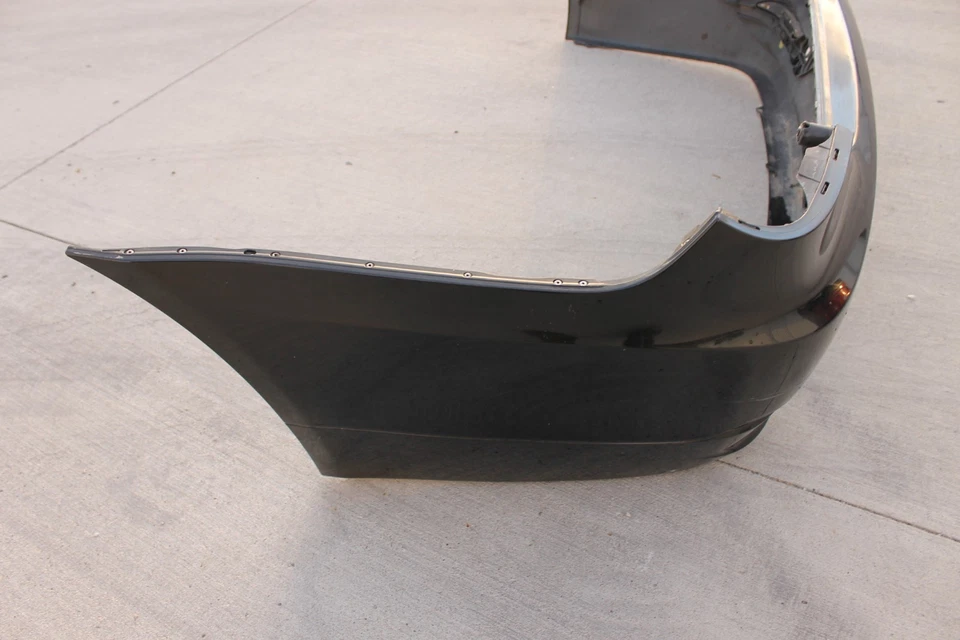 BMW E60 E61 M5 2006-2010 OEM TRASERO EXTERIOR CARROCERÍA PARACHOQUES CUBIERTA NEGRO ZAFIRO Foto 2 de 4