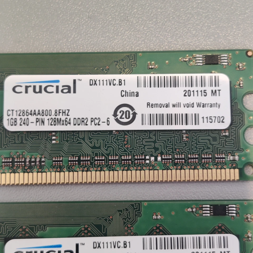 3x Crucial 1GB 240-pin Memory DDR2 128Mx64 PC2-5300U CT12864AA667.8FHZ - Image 3 of 4