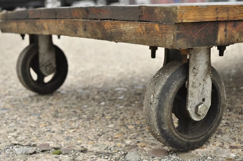 老式费尔班克斯美国工业木材铁工厂工作车咖啡桌B — 第 3/4 张图片