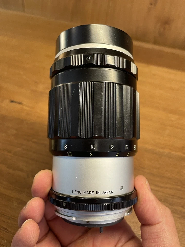 *Montaje Petri V: casi como nuevo ++* Lente Sankyo Super Komura Uni Auto 135 mm F/2,8/JP Foto 2 de 4