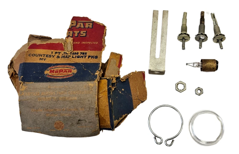 Dodge Custom Coronet Map 1953-1954 y paquete de lámpara de luz de cortesía 1498785 Nuevo de Lote Antiguo Foto 2 de 4