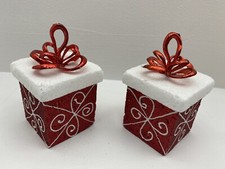 2 Foam Red And White Swirl Presents Wreath Craft Basket