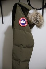 canada goose jacket women XS