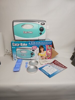 2007 Teal Easy Bake Oven with Accessories Instruction Manual Works EUC 