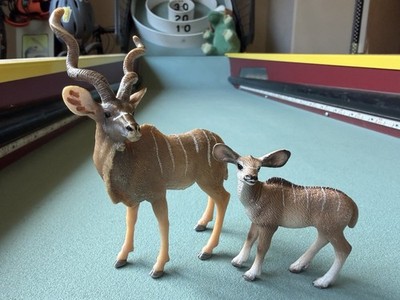 Schleich 14645 Kudu Antelope + 14644 Baby Calf Figure Wildlife 2010 Retired Toy