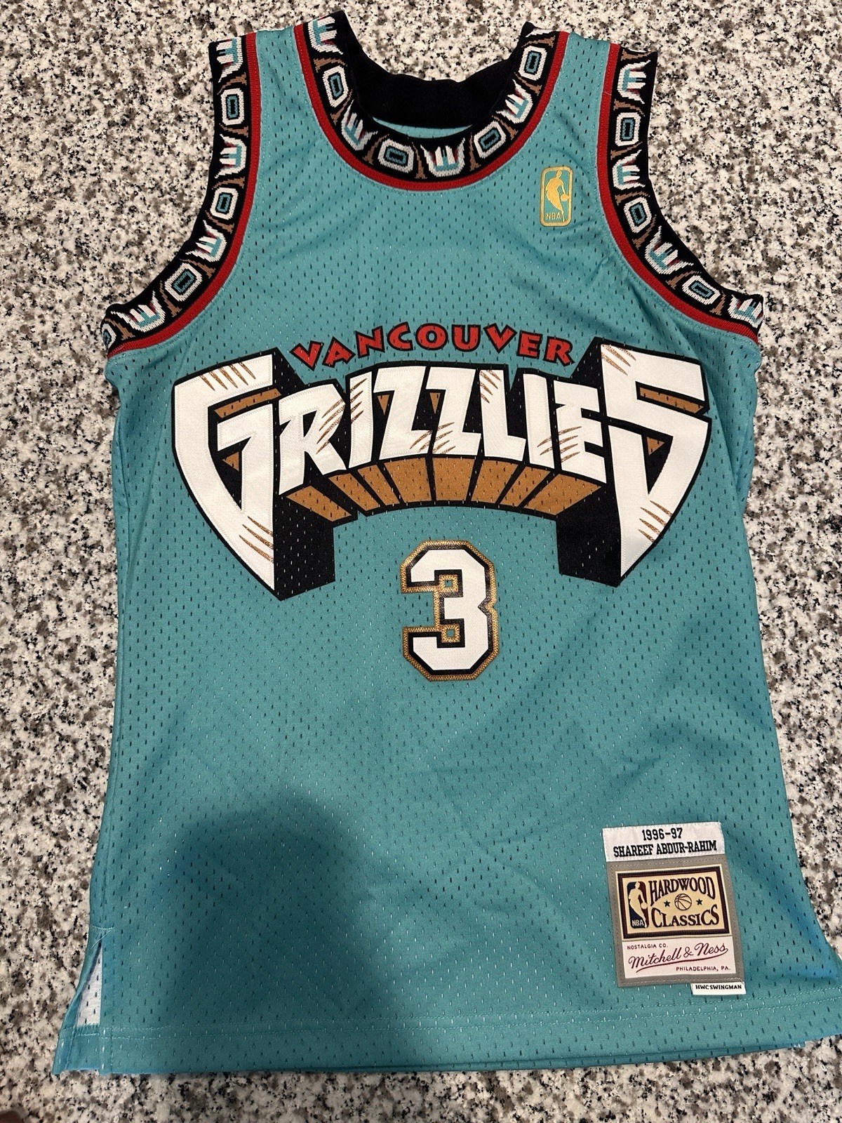 Mitchell & Ness NBA Swingman Grizzlies Road 96-97 Shareef Abdur-Rahim Jersey NEW