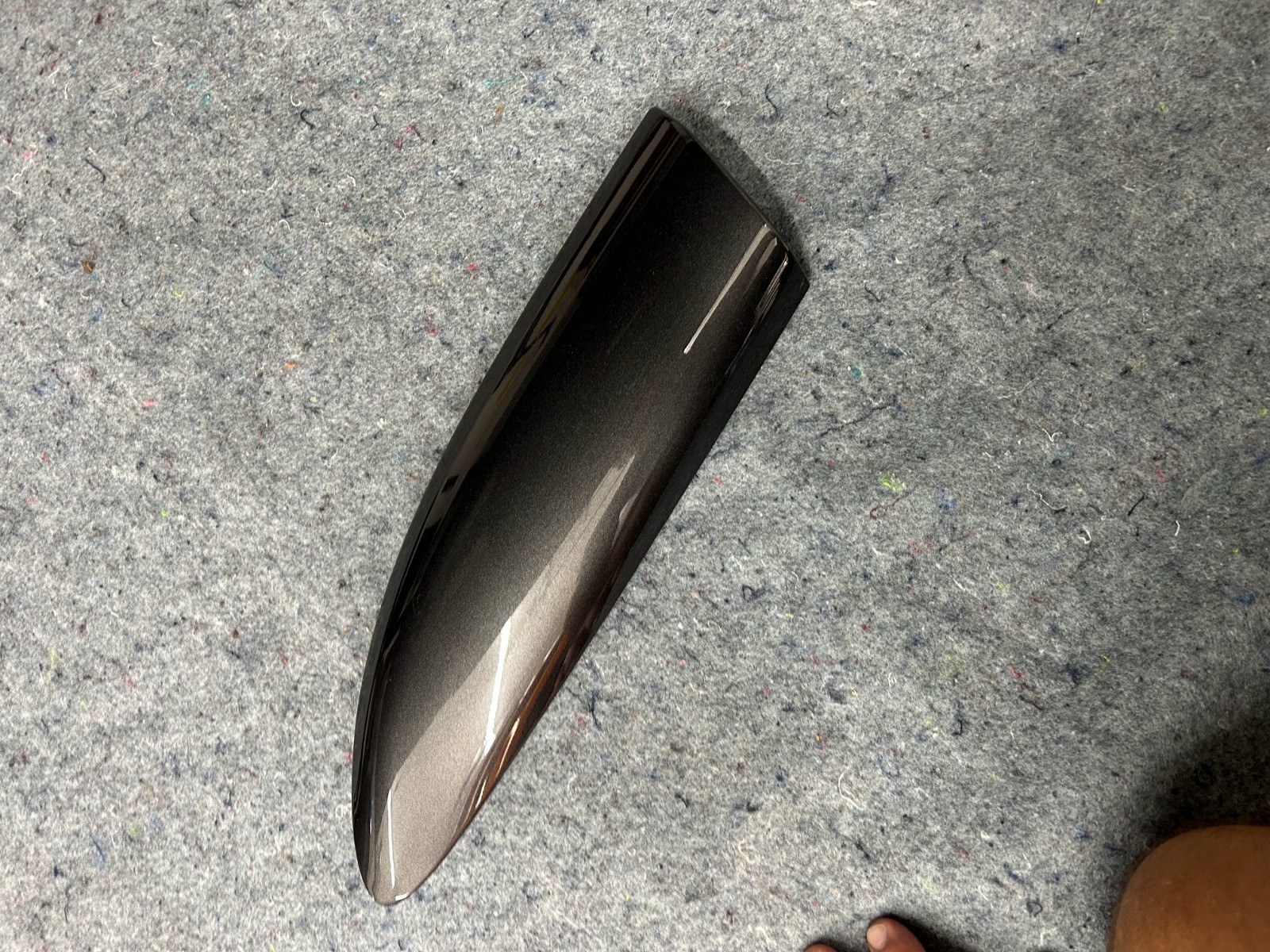 McLaren 570S Right Upper Radiator P/N 13AA685CP