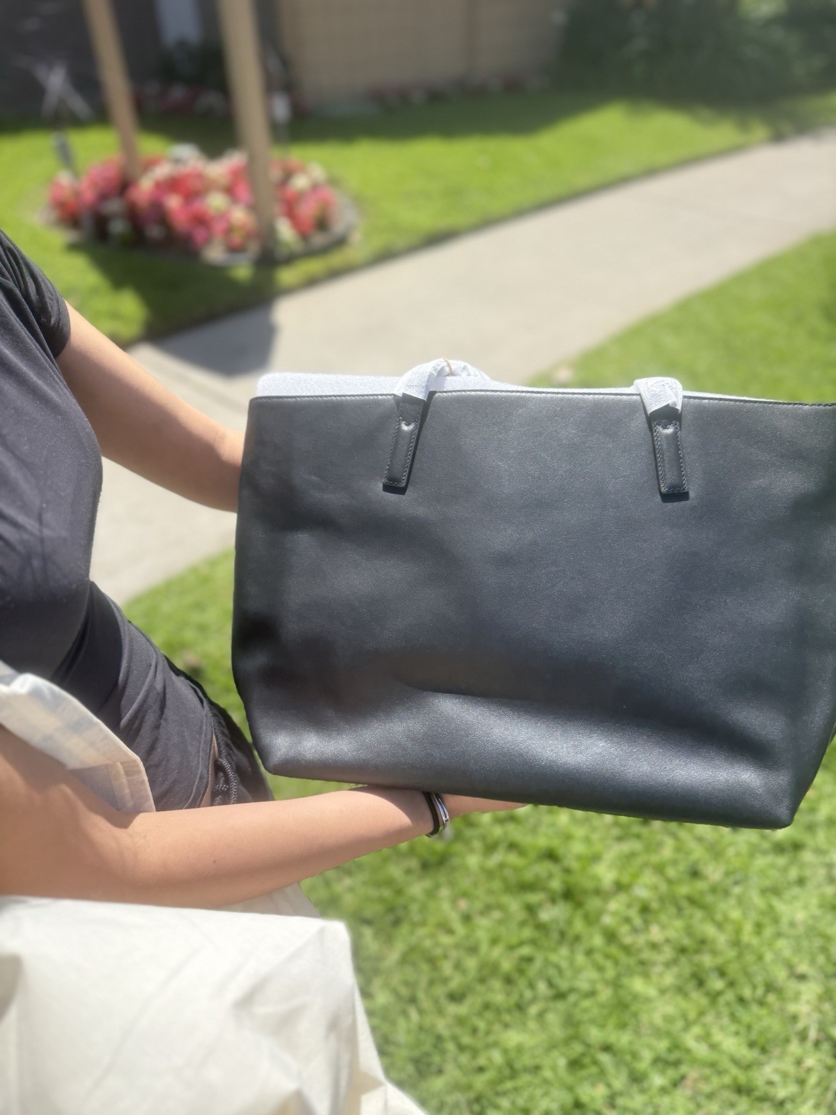 NEW Quince Classic Italian Leather Tote- Black (Free Shipping)