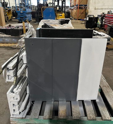 Cascade R20D-CCS-350R4 Class II Carton Clamp 30X32 Pads Refurbished