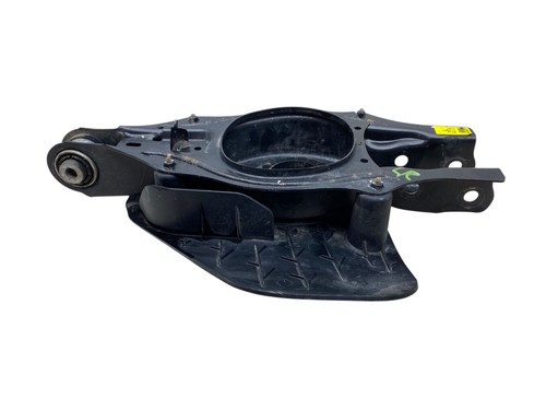 2022 GENESIS GV70 OEM 2.5L AWD REAR LEFT UPPER & LOWER CONTROL ARM SET (5) *30K* - Picture 4 of 8