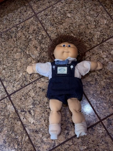 Pre Owned Vintage 1980’s Signed Xavier Roberts Cabbage Patch Kids Boy Doll Via