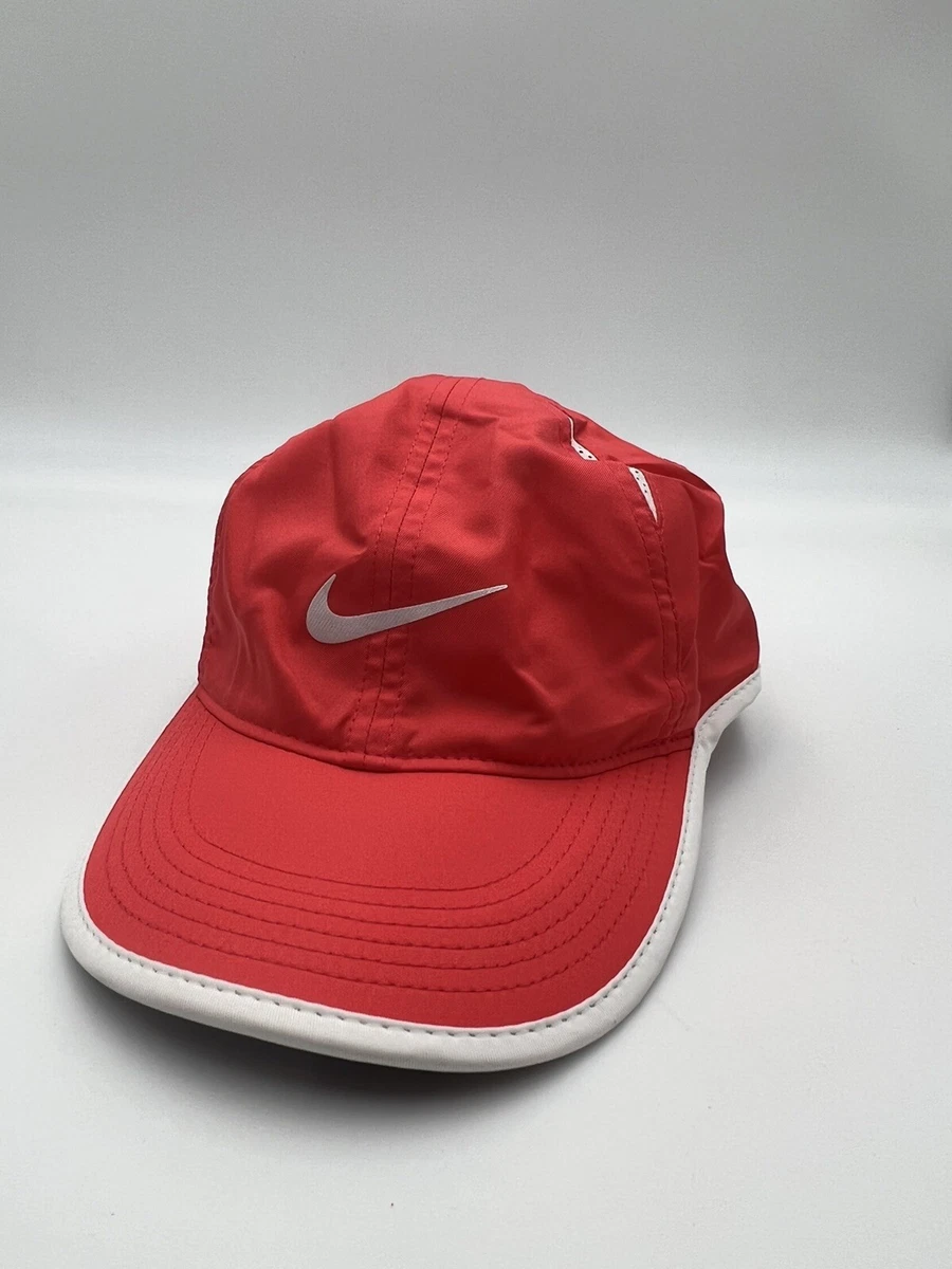 Nike aerobill top featherlight cap
