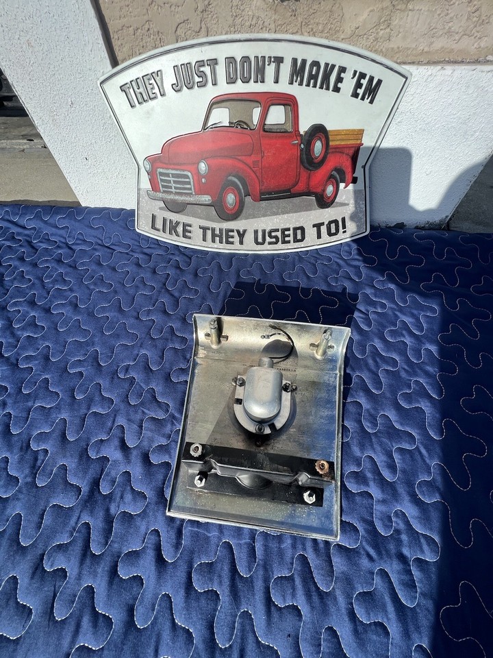 1955 56 Mercury rear seat courtesy light chrome bezel, nice! BV