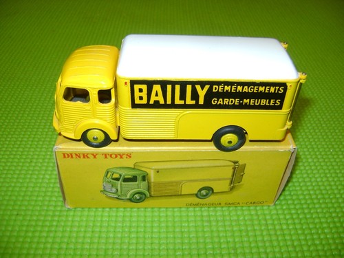 Boîte Reproduction Dinky Toys – Simca Cargo Déménageur, Modèle 33 AN