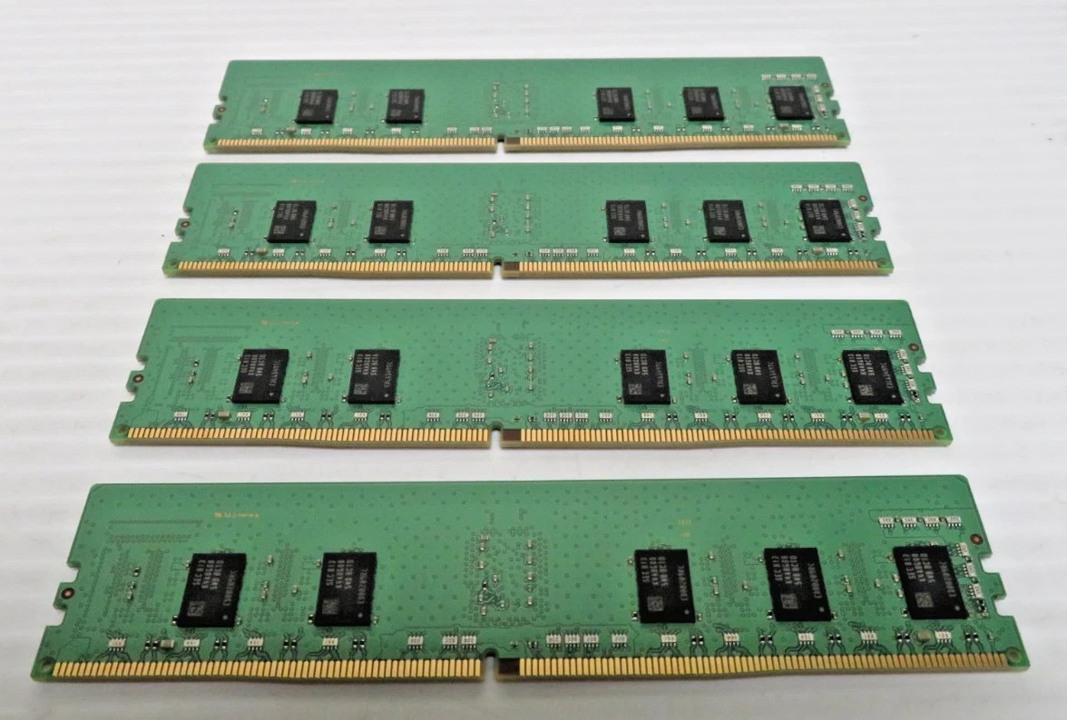 как выглядит Samsung 32GB 4x8GB DDR4 2666V PC4-21300 ECC Registered Server RAM M393A1K43BB1 фото