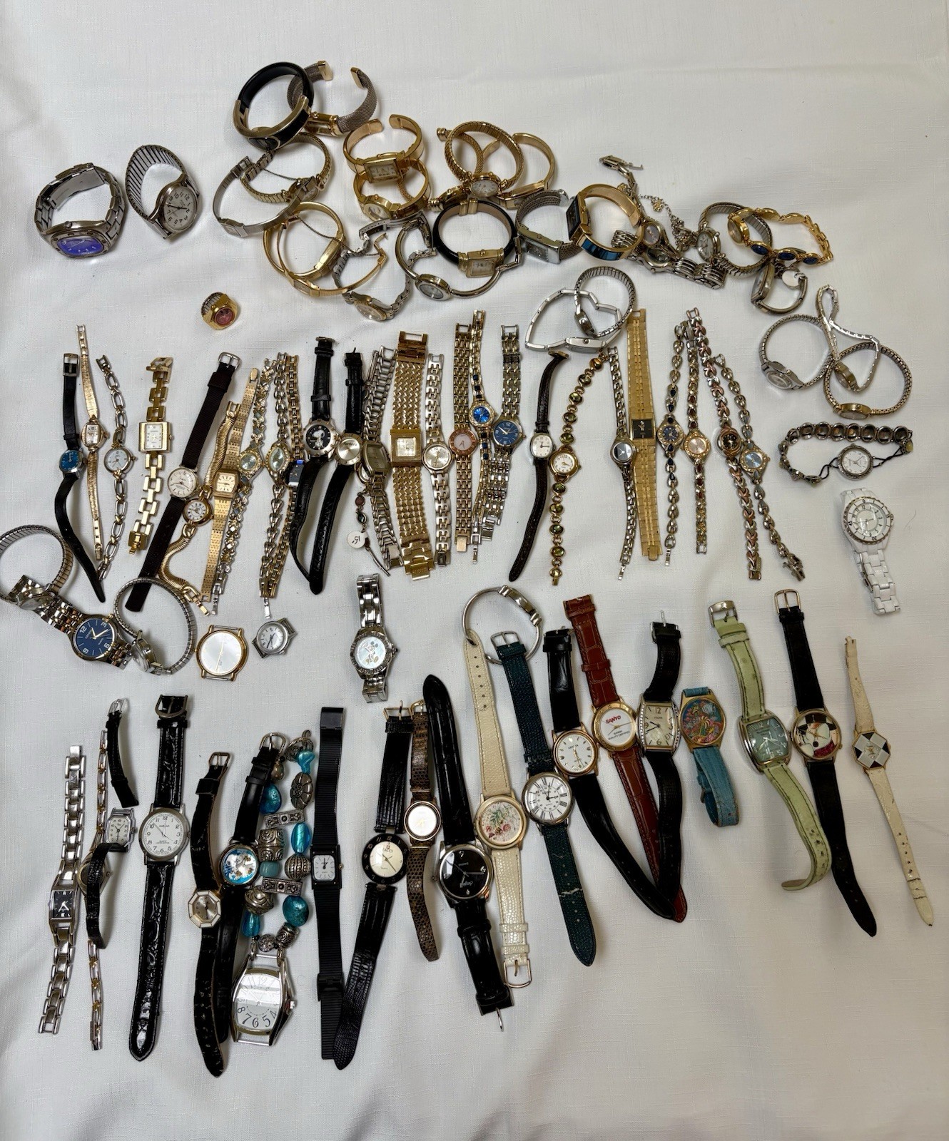 Parts Untested Modern Watches Quartz Style for Mixed 80+ &amp; VTG Lot - vintagewatches.pk