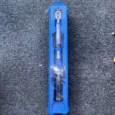 Kobalt 2884762 5-100 Ft-lb 38 Digital Torque-angle Wrench