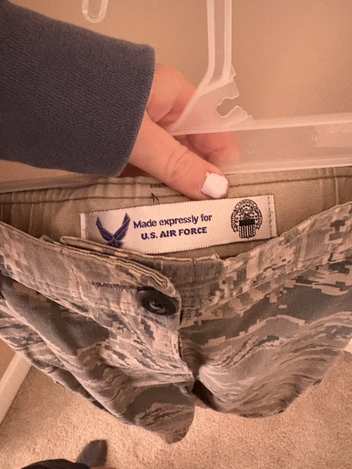 Pantalones militares de EE. UU. para mujer 28x27 verde tigre camuflaje fuerza aérea carga pantalones utilitarios Foto 3 de 3