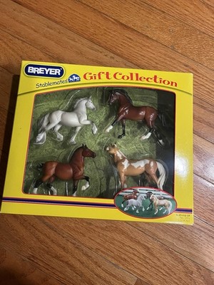 2009 Breyer Stablemates Gift Collection NIB 5976