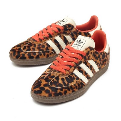 adidas gazelle silver green womens ADIDAS ORIGINALS Samba OG Black and White Sneakers for Men and Women –  Pavidas