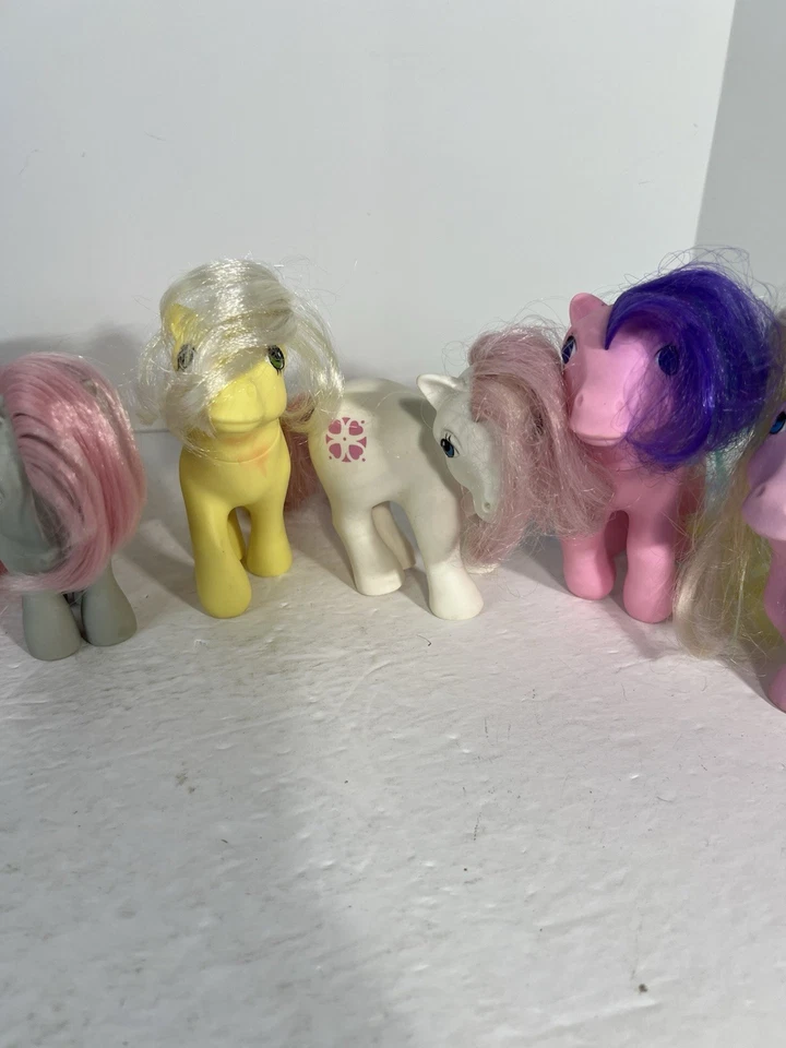 Lote de 9 pôneis vintage anos 1980 My Little Pony Hasbro unicórnio Pégaso Hong Kong - Imagem 4 de 4