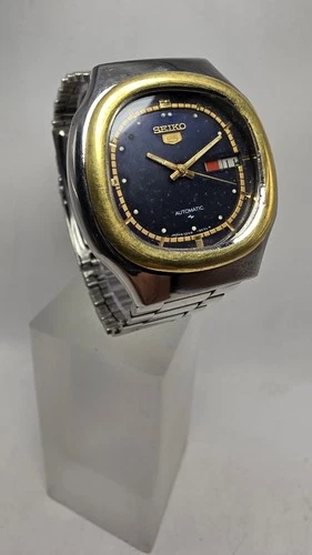 Vintage Seiko 7009 5130 Serviced Wristwatch Day-Date Automatic St. Steel Strap. - product listing photo