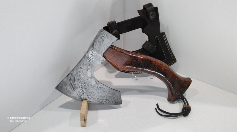 Damascus Hand Axe Hatchet Tomahawk Survival Walnut Wood Handle Leather Sheath