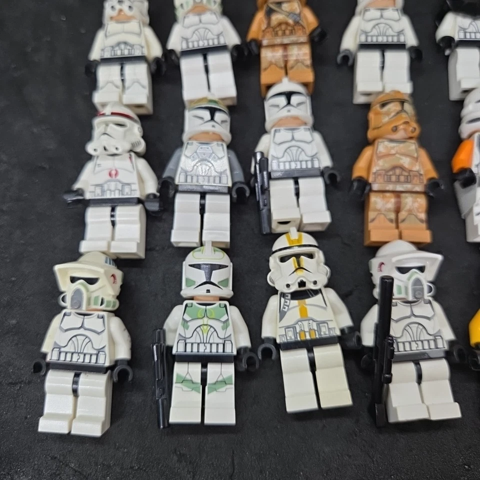 Lote de 15 minifiguras LEGO Star Wars Clone Trooper  Foto 3 de 4