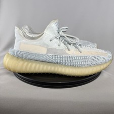 新品未使用　YEEZY BOOST 350 V2 CLOWHT Yeezy Boost 350 V2 Cloud White Reflective for Sale