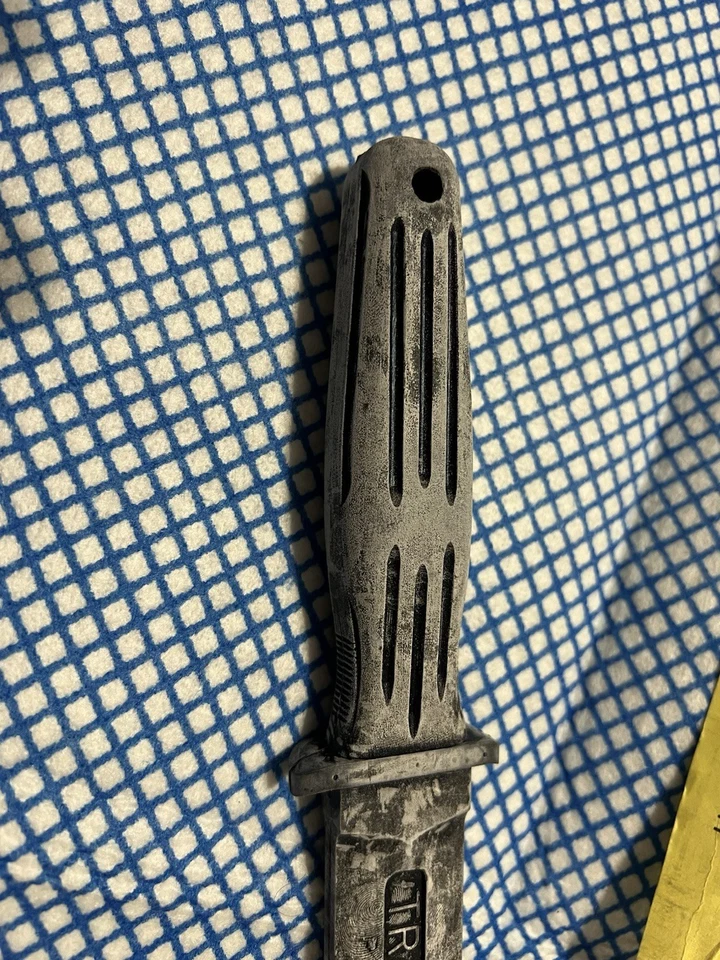 Cuchillo de entrenamiento raro AL MAR de colección Foto 3 de 4