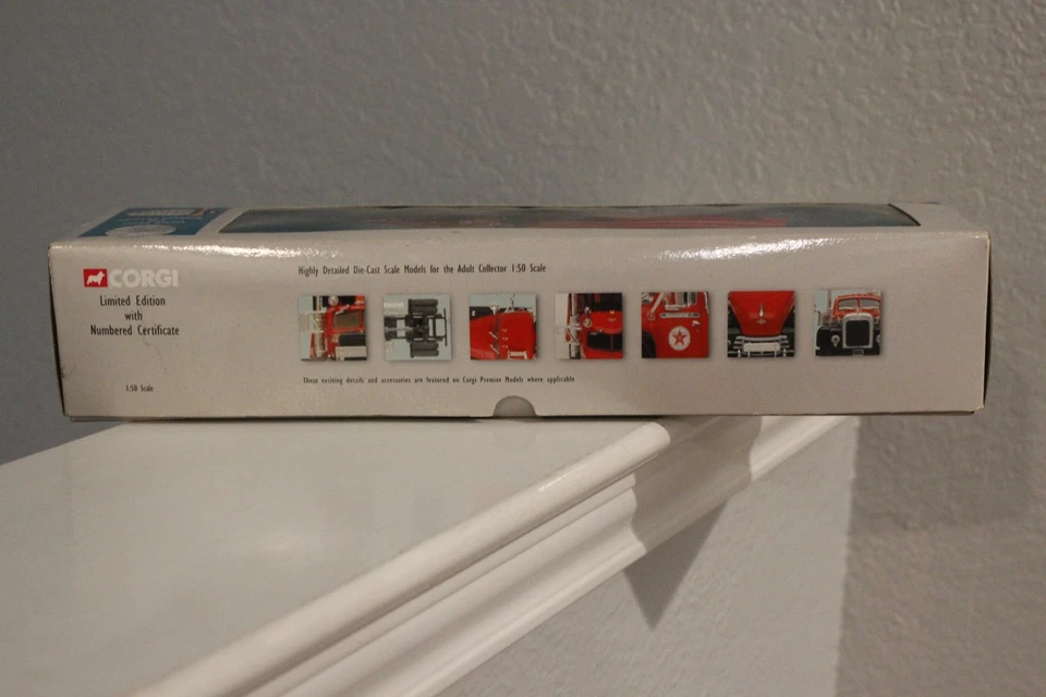 Corgi Texaco Diamond T620 Semi Skirted Tanker Truck TEXAS PIPELINE LE 1229/2900 - Image 4 of 4