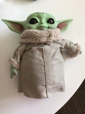 Baby Yoda Grogu Animatronic Toy Moves & Talks...