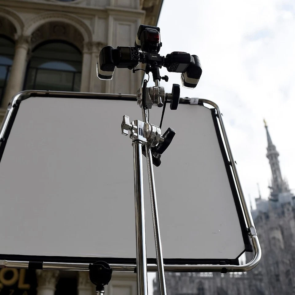 Manfrotto TriFlash Bracket by Joe McNally - Image 4 of 4